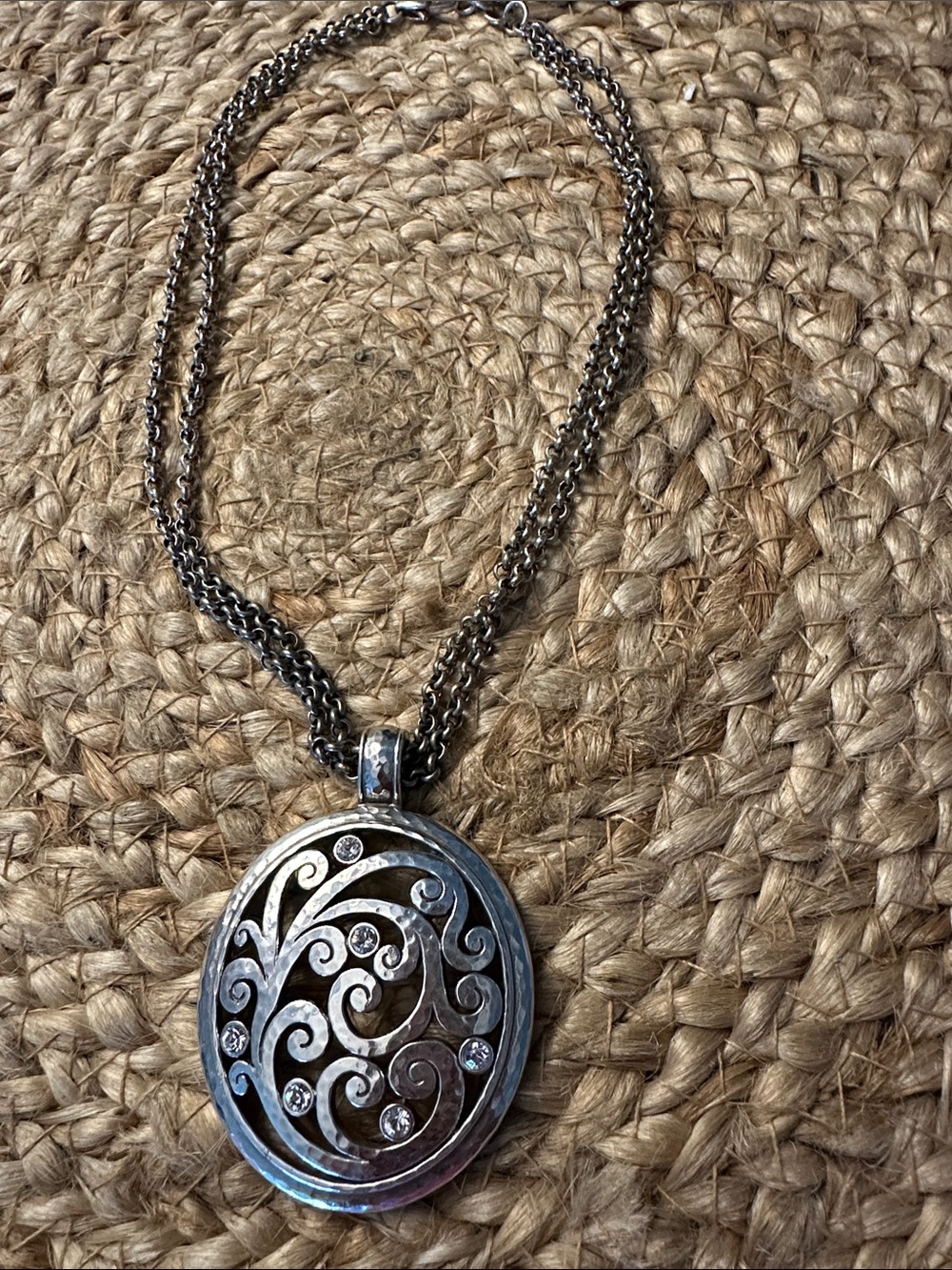 Brighton Silver Tone Round Link Chain Large Filigree Pendant - Picture 2 of 4